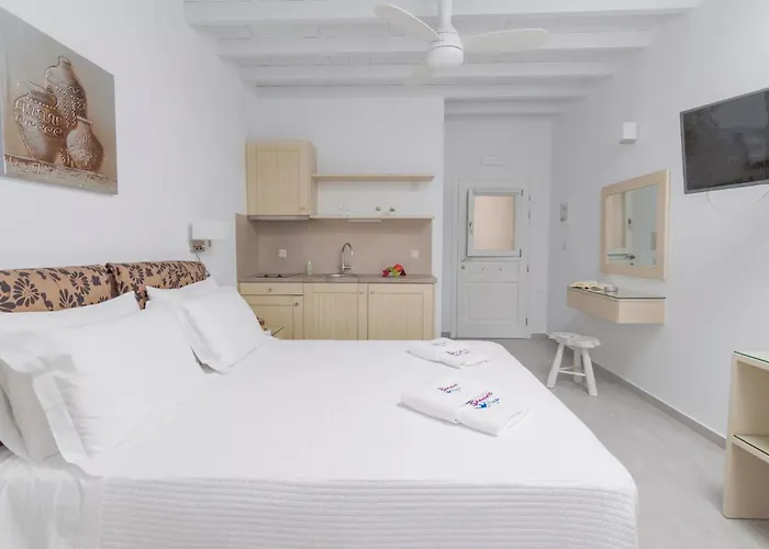 Skopelitis Village Couette-café 3*