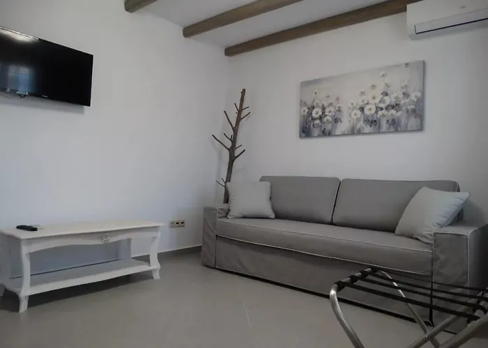 Skopelitis Village Couette-café 3*