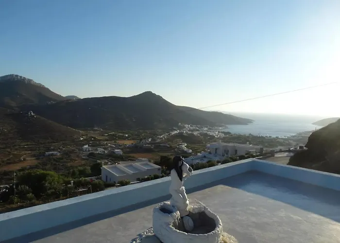 Couette-café Skopelitis Village 3*