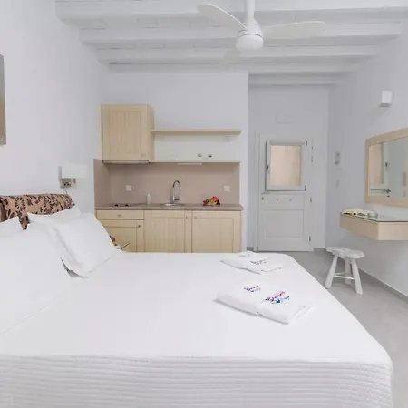 Skopelitis Village לינה וארוחת בוקר 3*