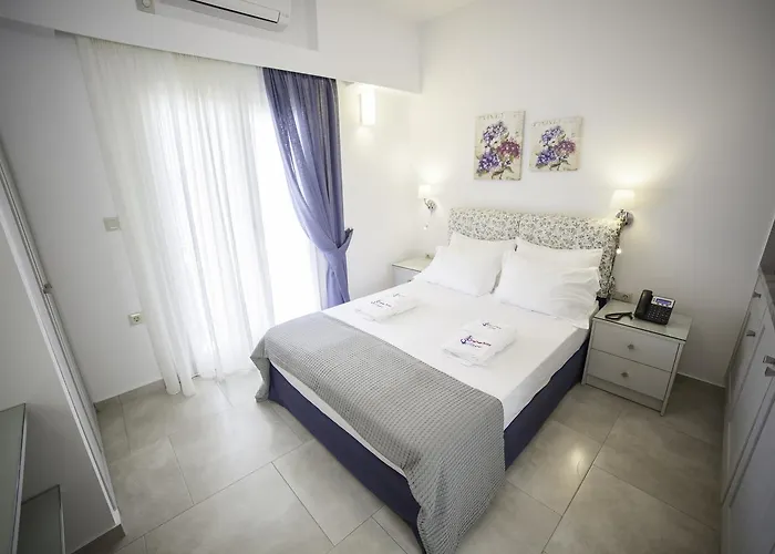 住宿加早餐酒店 Skopelitis Village 卡塔波拉